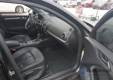 2015 Audi A3 1.8T Premium из США, поврежденный, VIN WAUACGFFXF1024998